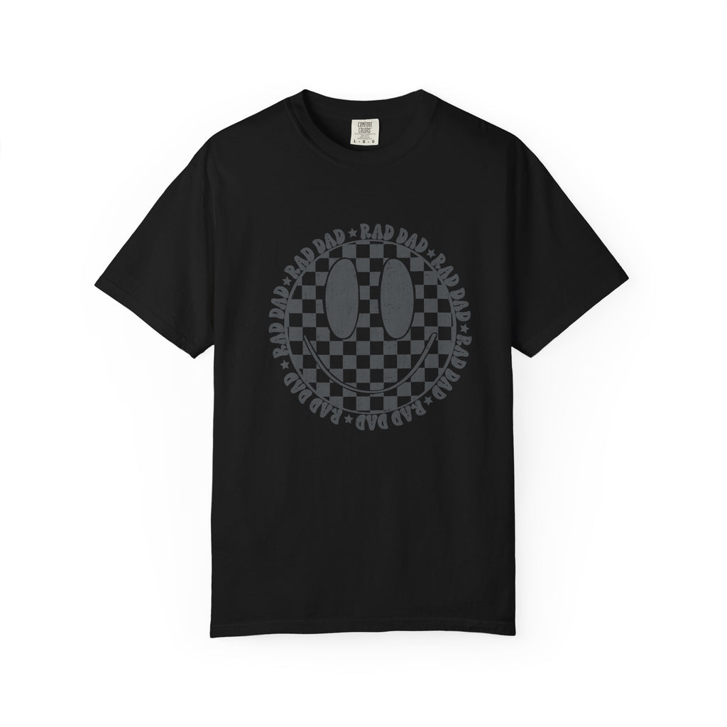 Dad Smiley Checkerboard T-Shirt — 'RAD DAD' Retro Graphic Tee
